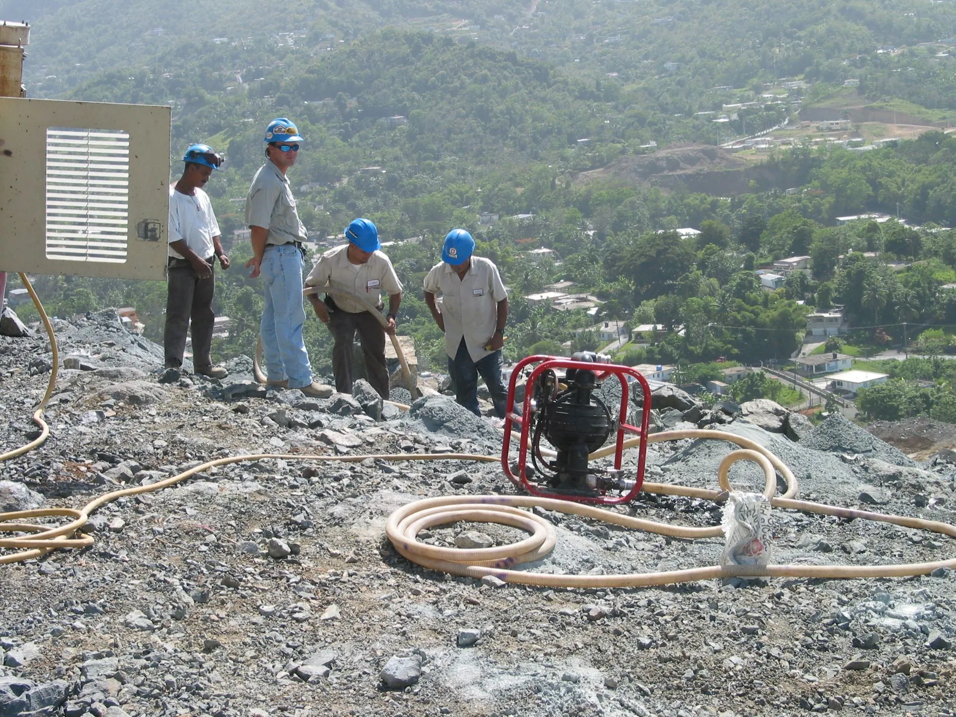 Dryrite pump deployed on a rocky quarry shot